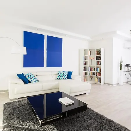 D_loft Downtown Apartment *